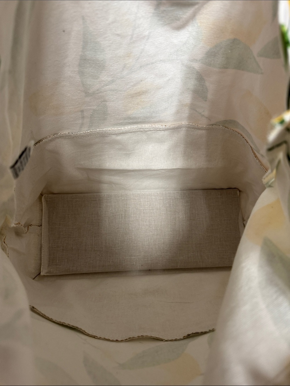 Lemon Print Rope Handle Beach Tote - Picture 2 of 4